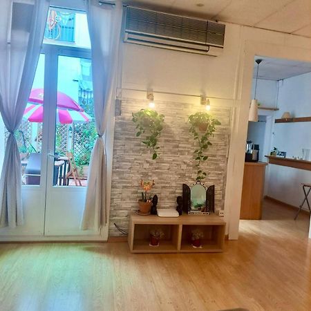 Room Corazon Urbano Барселона Экстерьер фото
